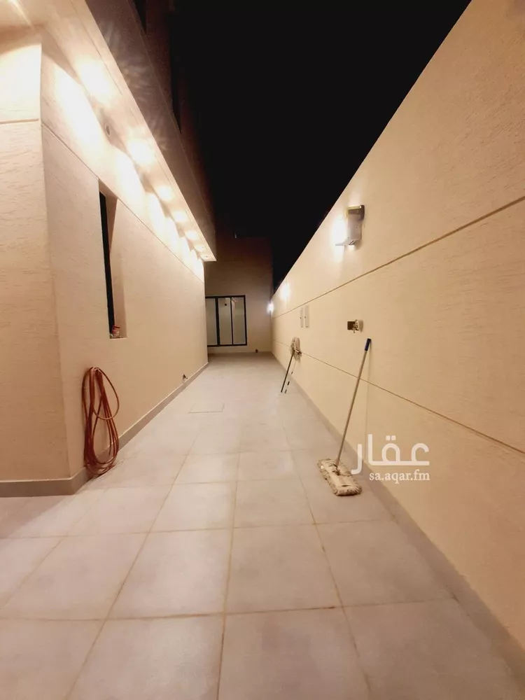 فيلا للبيع في شارع ابن أبي الشكر الفلكي, حي المهدية, مدينة الرياض, منطقة الرياض صورة 2
