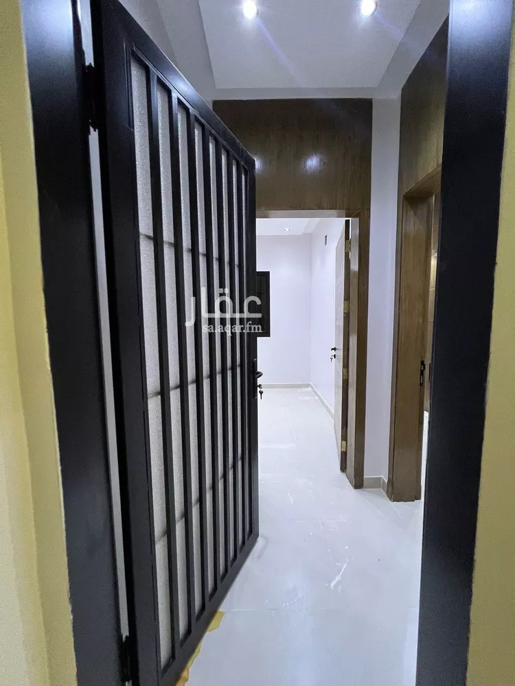 Floor for Sale in Riyadh Az Zahrah صورة 3