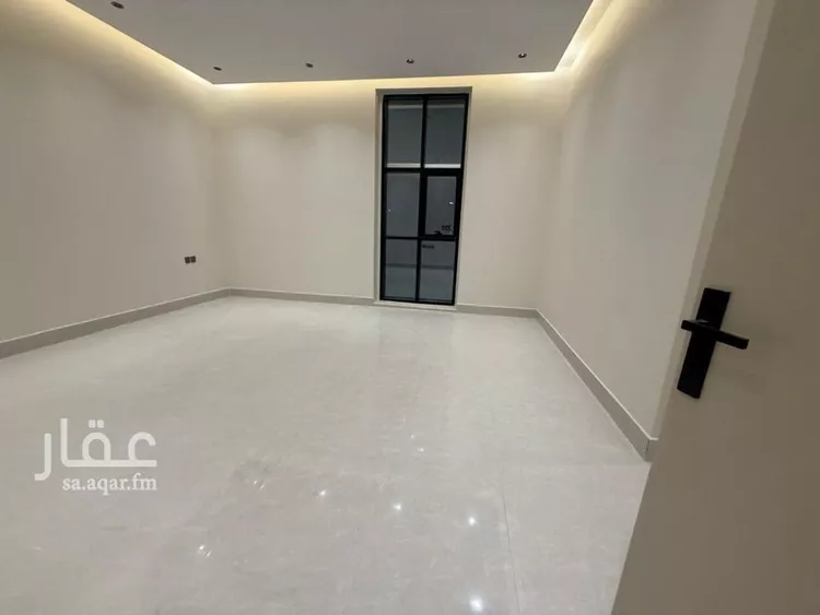 فيلا للبيع في شارع رقم 409, حي ظهرة لبن, مدينة الرياض, منطقة الرياض صورة 3