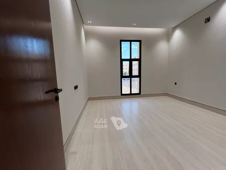 فيلا للبيع في شارع المرفق, حي ظهرة لبن, مدينة الرياض, منطقة الرياض 16
