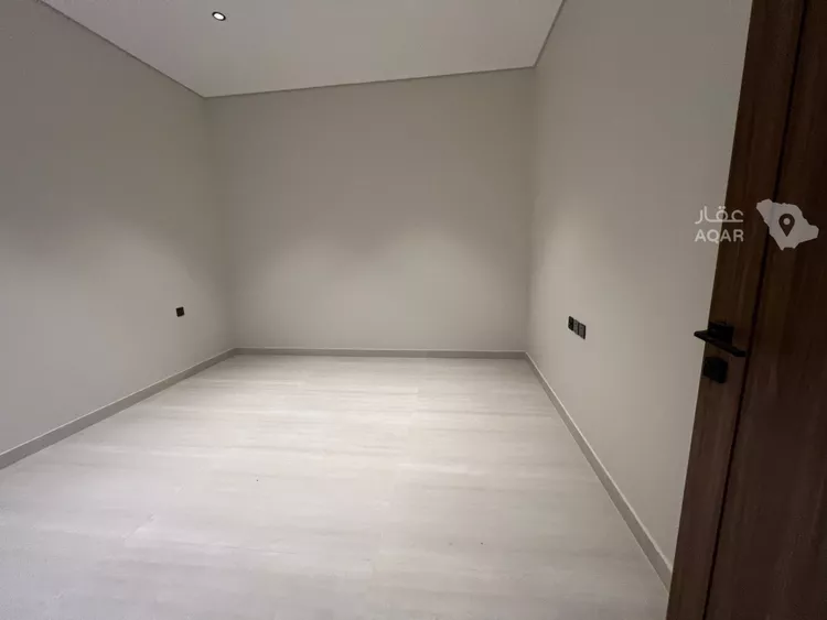 Villa for Sale in Riyadh Okaz 9