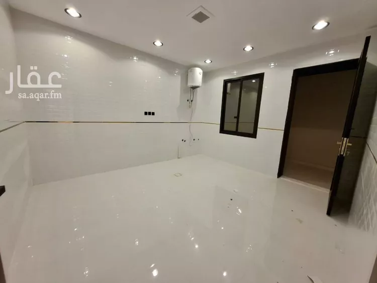 فيلا للبيع في شارع النابع, حي ظهرة لبن, مدينة الرياض, منطقة الرياض صورة 4