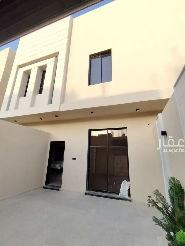 فيلا للبيع في شارع أحمد بن عبدالله البرقي, حي طويق, مدينة الرياض, منطقة الرياض صورة 2