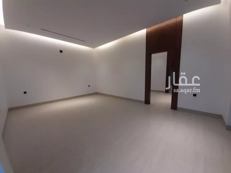 فيلا للبيع في شارع تثليث, حي ظهرة لبن, مدينة الرياض, منطقة الرياض صورة 3