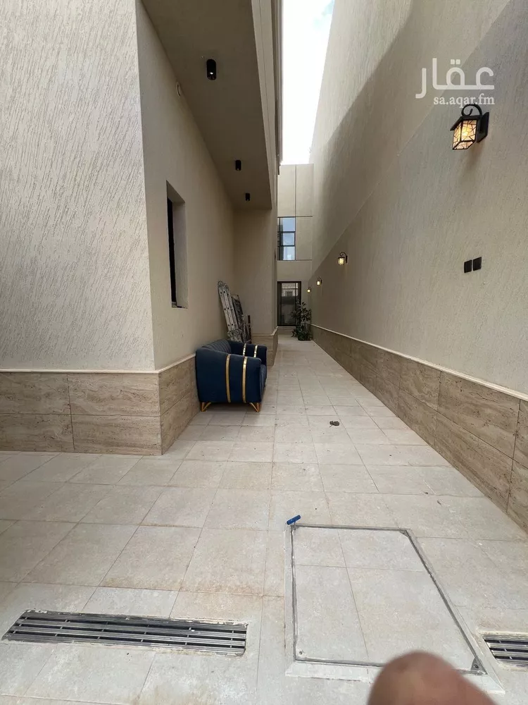 فيلا للبيع في شارع المسراب, حي ظهرة لبن, مدينة الرياض, منطقة الرياض صورة 2