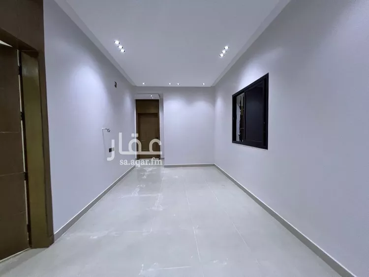 دور للبيع في شارع الكسائي, حي الزهرة, مدينة الرياض, منطقة الرياض 7