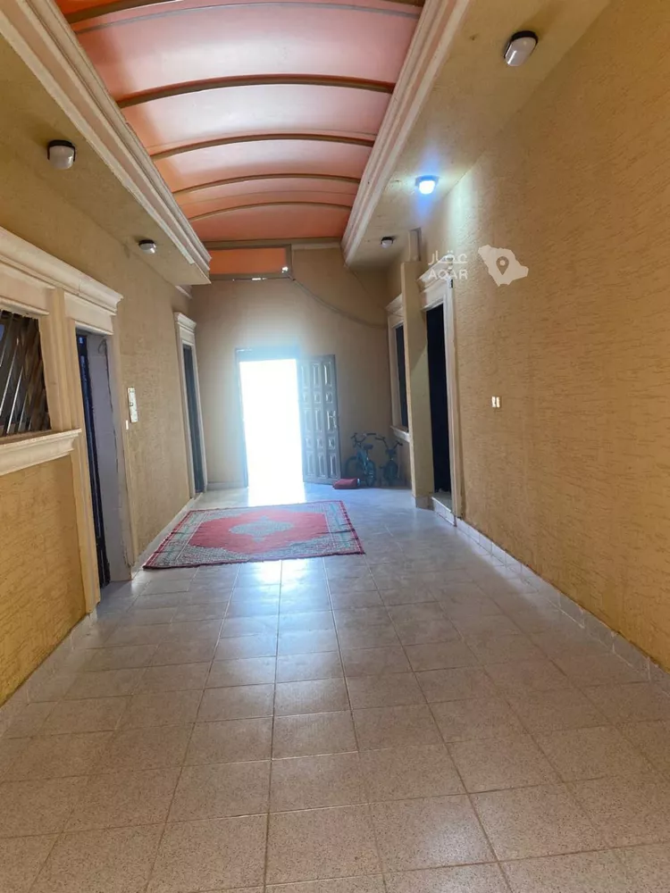 فيلا للبيع في شارع ابن أبي النجم, حي العريجاء الغربي, مدينة الرياض, منطقة الرياض 2