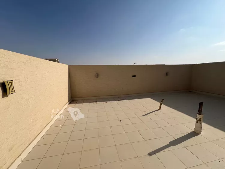 فيلا للبيع في شارع رقم 142, حي ظهرة لبن, مدينة الرياض, منطقة الرياض 17