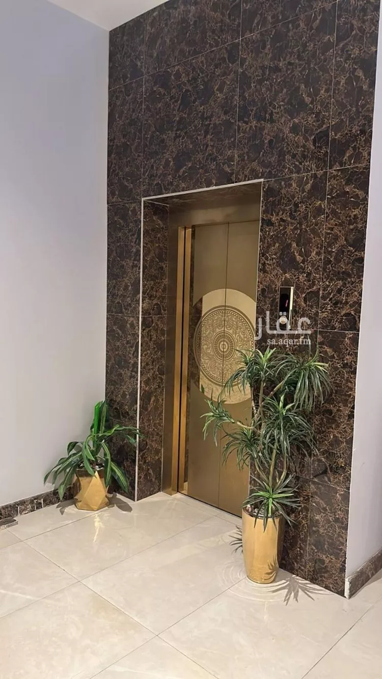 فيلا للبيع في شارع خليل بن الجبرتي, حي القيروان, مدينة الرياض, منطقة الرياض صورة 3