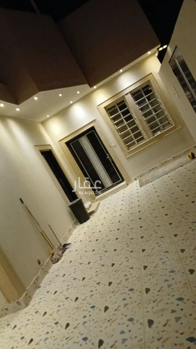 فيلا للبيع في شارع عقرباء 226, حي عقرباء, مدينة الجبيلة, منطقة الرياض صورة 3