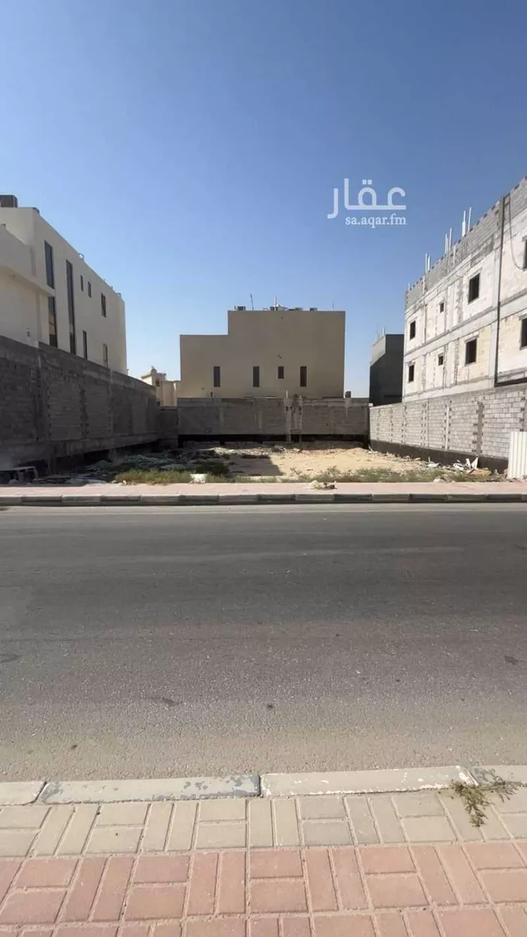 أرض للبيع في شارع ابو البركات العلوي, حي الحزم, مدينة القطيف, المنطقة الشرقية