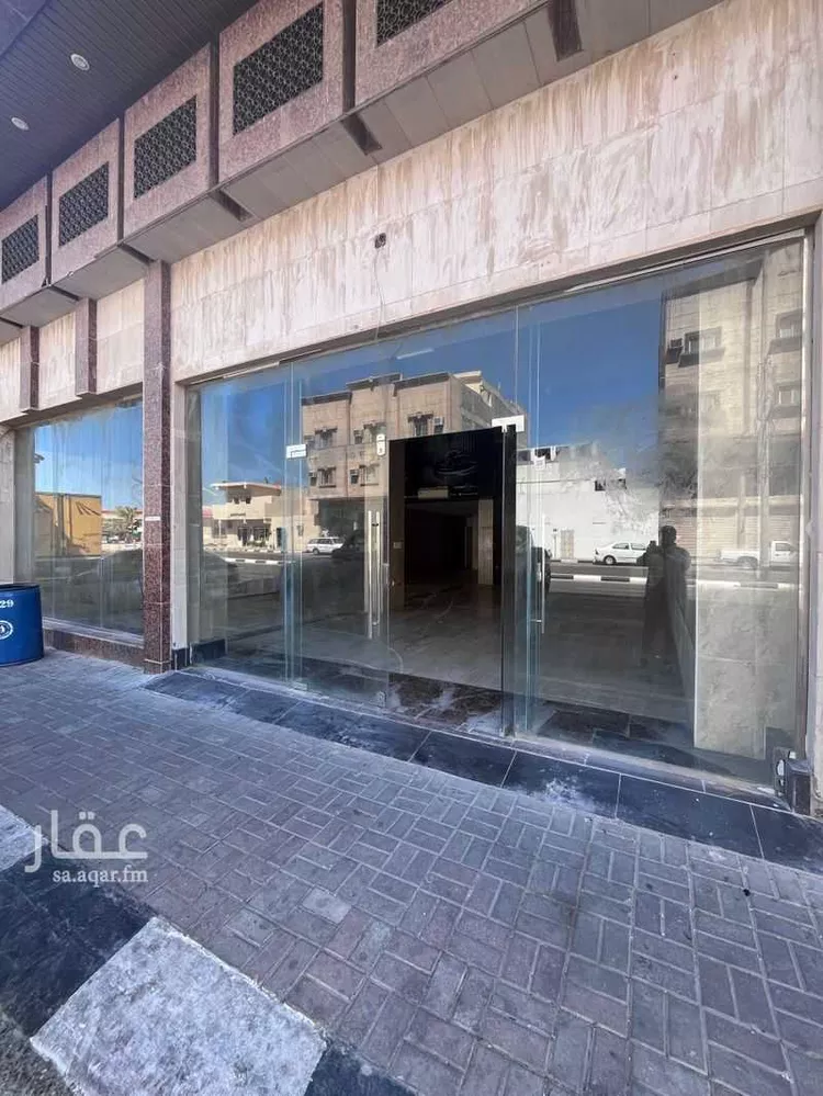 محل للإيجار في شارع شارع الملك عبدالله بن عبدالعزيز, حي الدانة, مدينة رأس تنورة, المنطقة الشرقية