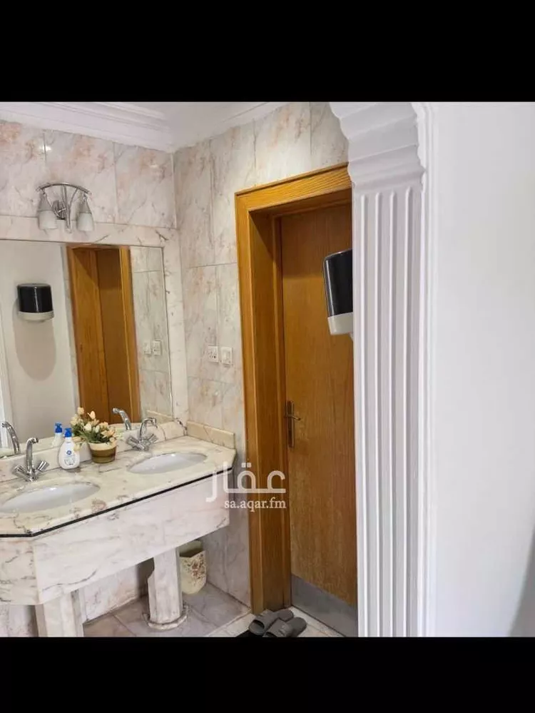 فيلا للبيع في شارع يدمة, حي المروة, مدينة الرياض, منطقة الرياض صورة 3