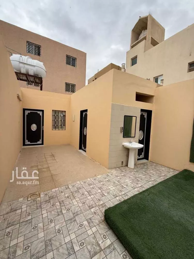 استراحة للإيجار في شارع جبل الدخان, حي ظهرة لبن, مدينة الرياض, منطقة الرياض 8