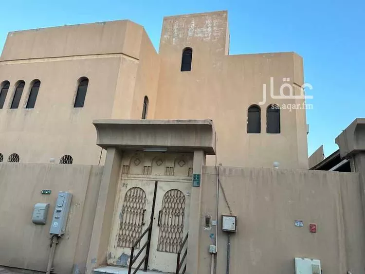فيلا للبيع في شارع قاسم بن سعيد, حي الروضة, مدينة الرياض, منطقة الرياض صورة 4
