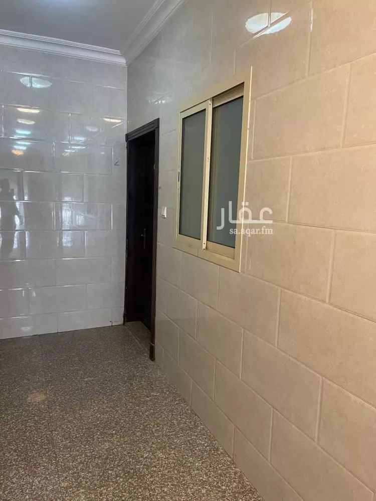 شقة للإيجار في شارع التاسع والعشرون, حي الثقبة, مدينة الخبر, المنطقة الشرقية 8