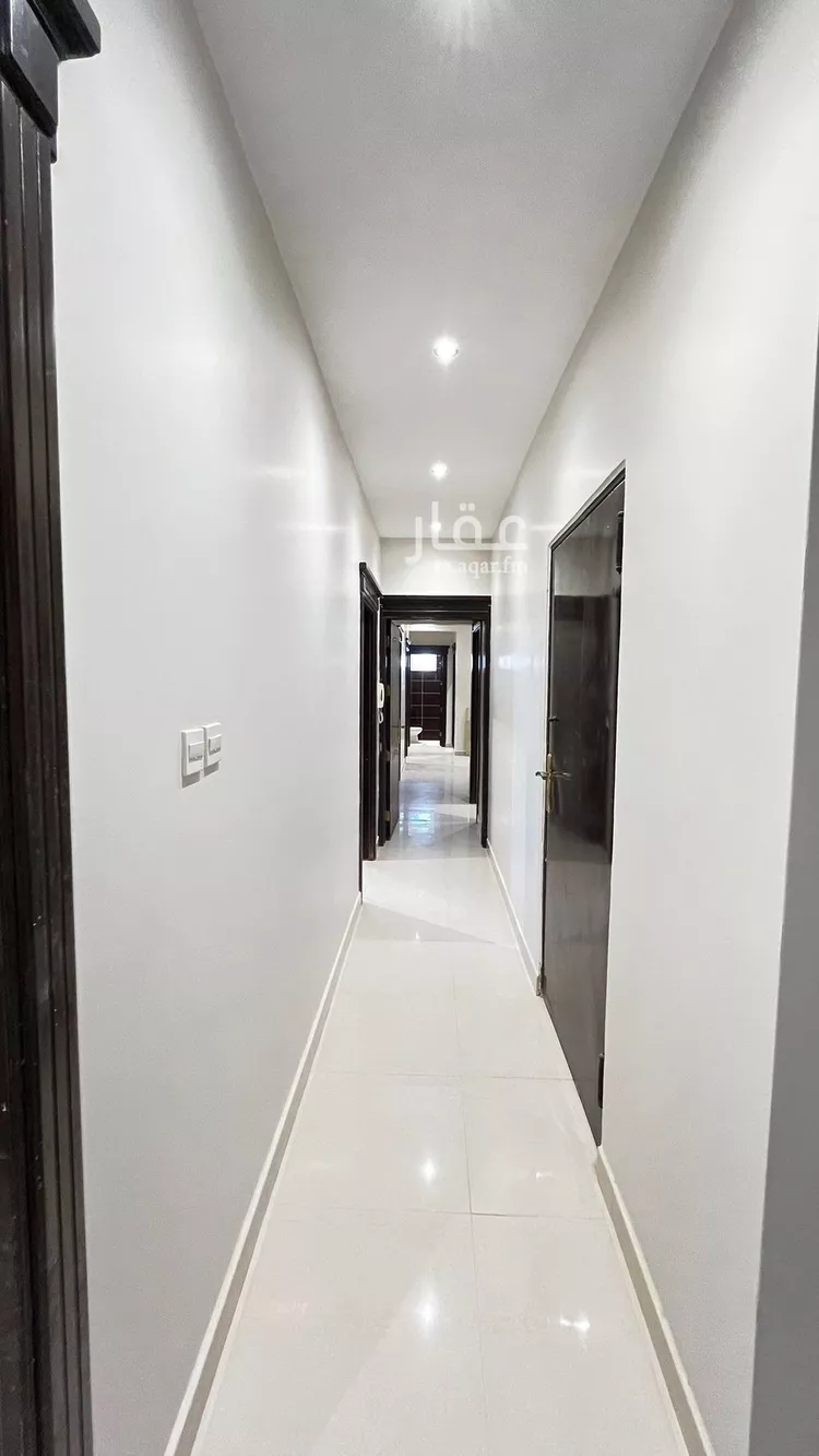 دور للإيجار في شارع عمر المحروسي, حي القيروان, مدينة الرياض, منطقة الرياض صورة 2