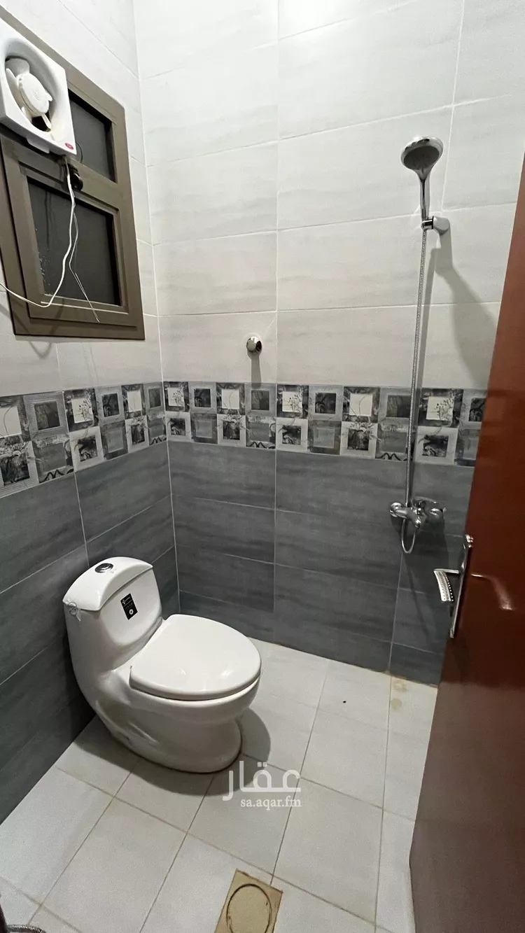 دور للإيجار في شارع علي الغاني, حي القيروان, مدينة الرياض, منطقة الرياض صورة 2