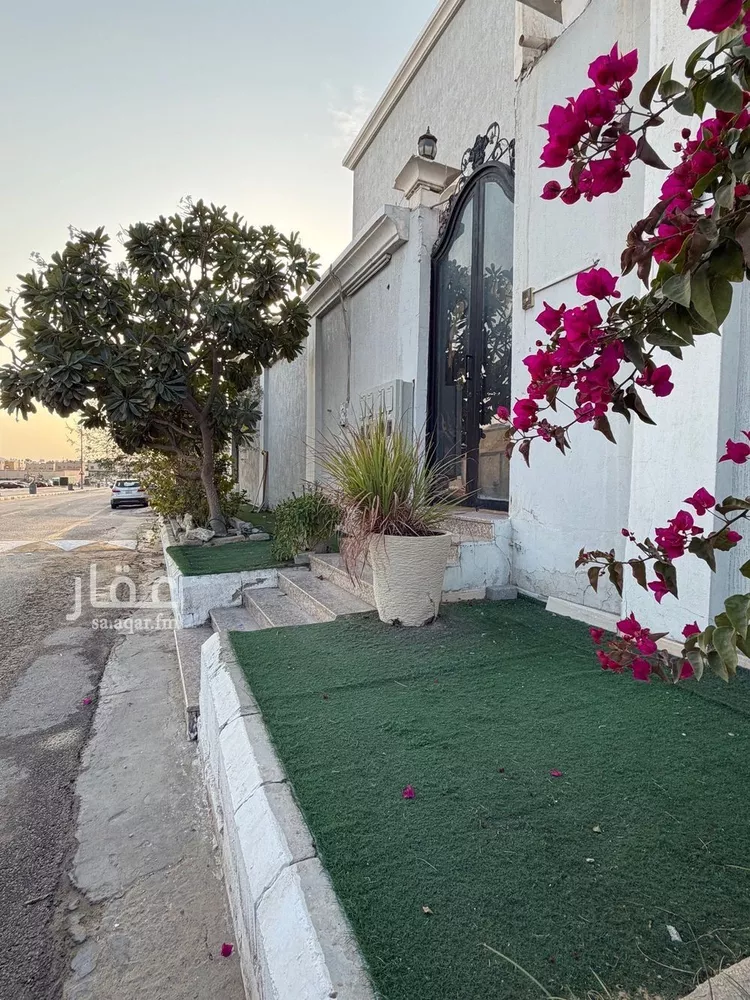 عمارة للبيع في شارع الاسود ابن مالك, حي طيبة, مدينة الدمام, المنطقة الشرقية صورة 4