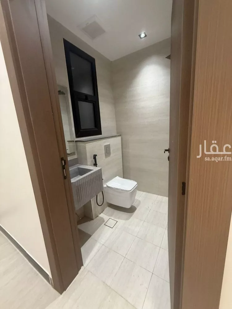 دور للبيع في شارع عبدالعزيز بن عبدالملك, حي طويق, مدينة الرياض, منطقة الرياض صورة 5
