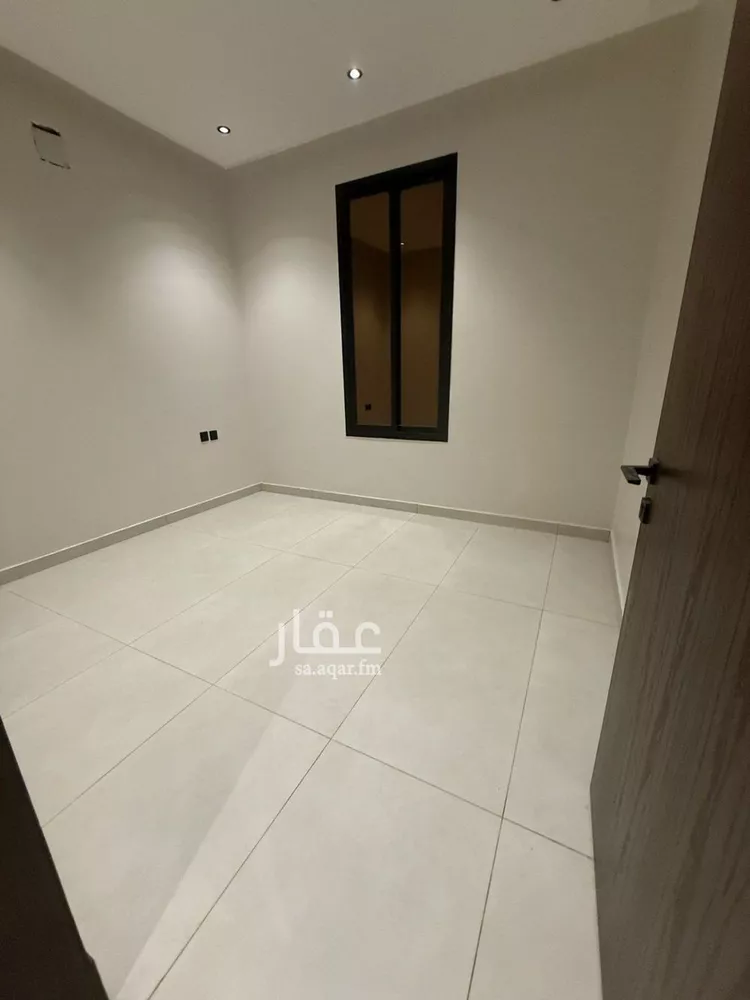 دور للبيع في شارع ثابت بن وديعة, حي العوالي, مدينة الرياض, منطقة الرياض صورة 2