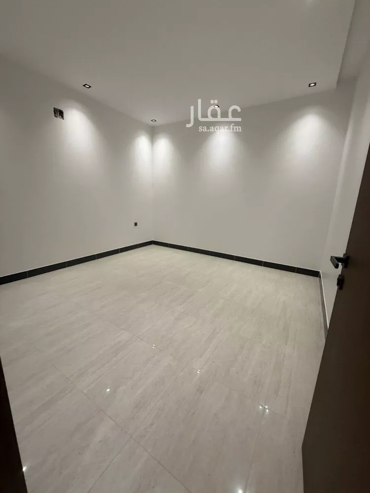 دور للبيع في شارع عبدالعزيز بن عبدالملك, حي طويق, مدينة الرياض, منطقة الرياض