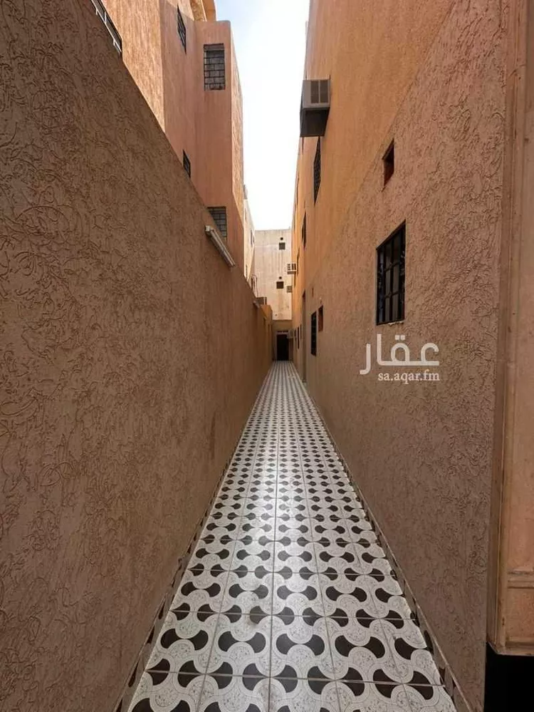 فيلا للبيع في شارع ابي العلاء الواسطي, حي الرمال, مدينة الرياض, منطقة الرياض 10
