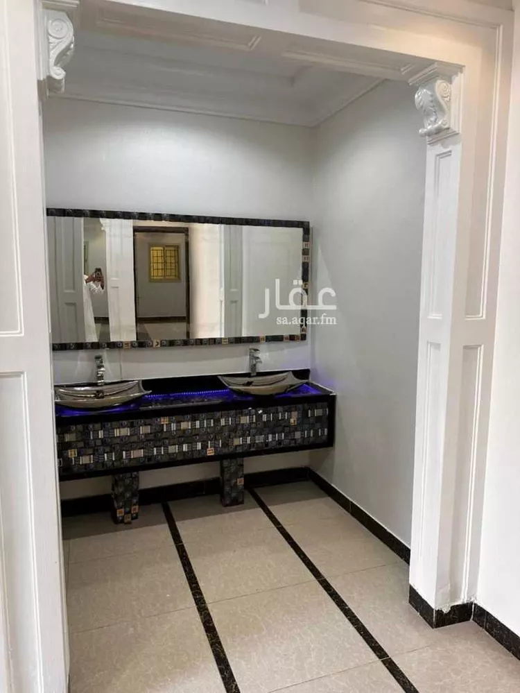 فيلا للبيع في شارع ابي العلاء الواسطي, حي الرمال, مدينة الرياض, منطقة الرياض 12