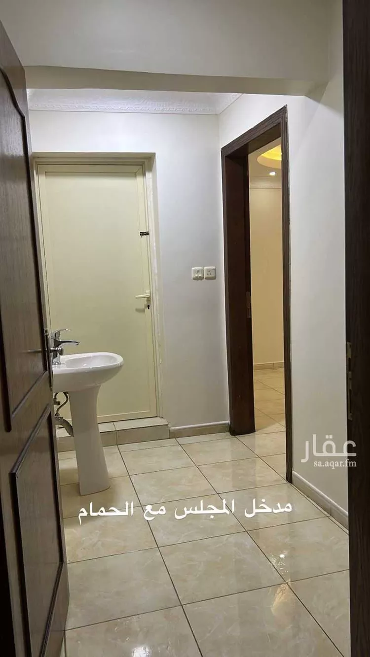 شقة للإيجار في شارع ابن المقرب, حي القصور, مدينة الظهران, المنطقة الشرقية صورة 4