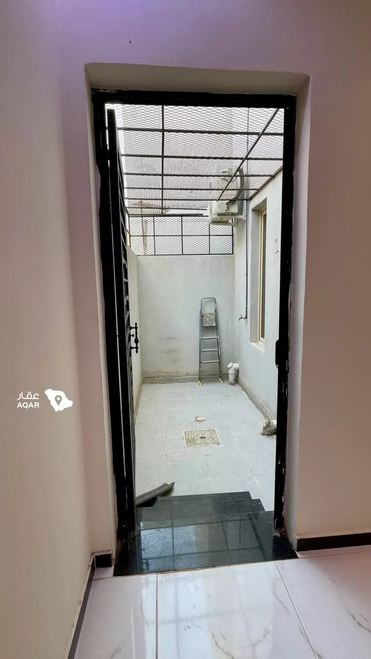 فيلا للإيجار في شارع احمد حس, حي الصالحية, مدينة جدة, منطقة مكة المكرمة 13