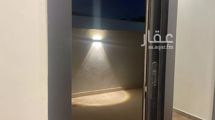 شقة للإيجار في شارع الأمير فيصل بن سعد بن سعود, حي الملك فيصل, مدينة الرياض, منطقة الرياض صورة 2