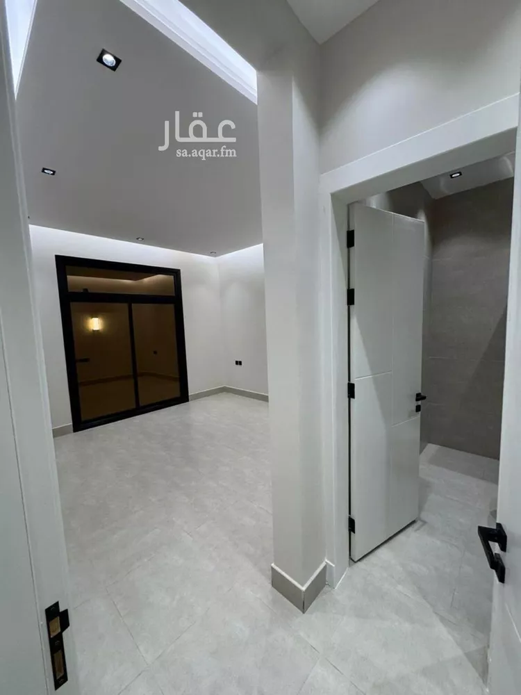 فيلا للبيع في شارع المشهد, حي اليرموك, مدينة الرياض, منطقة الرياض صورة 2