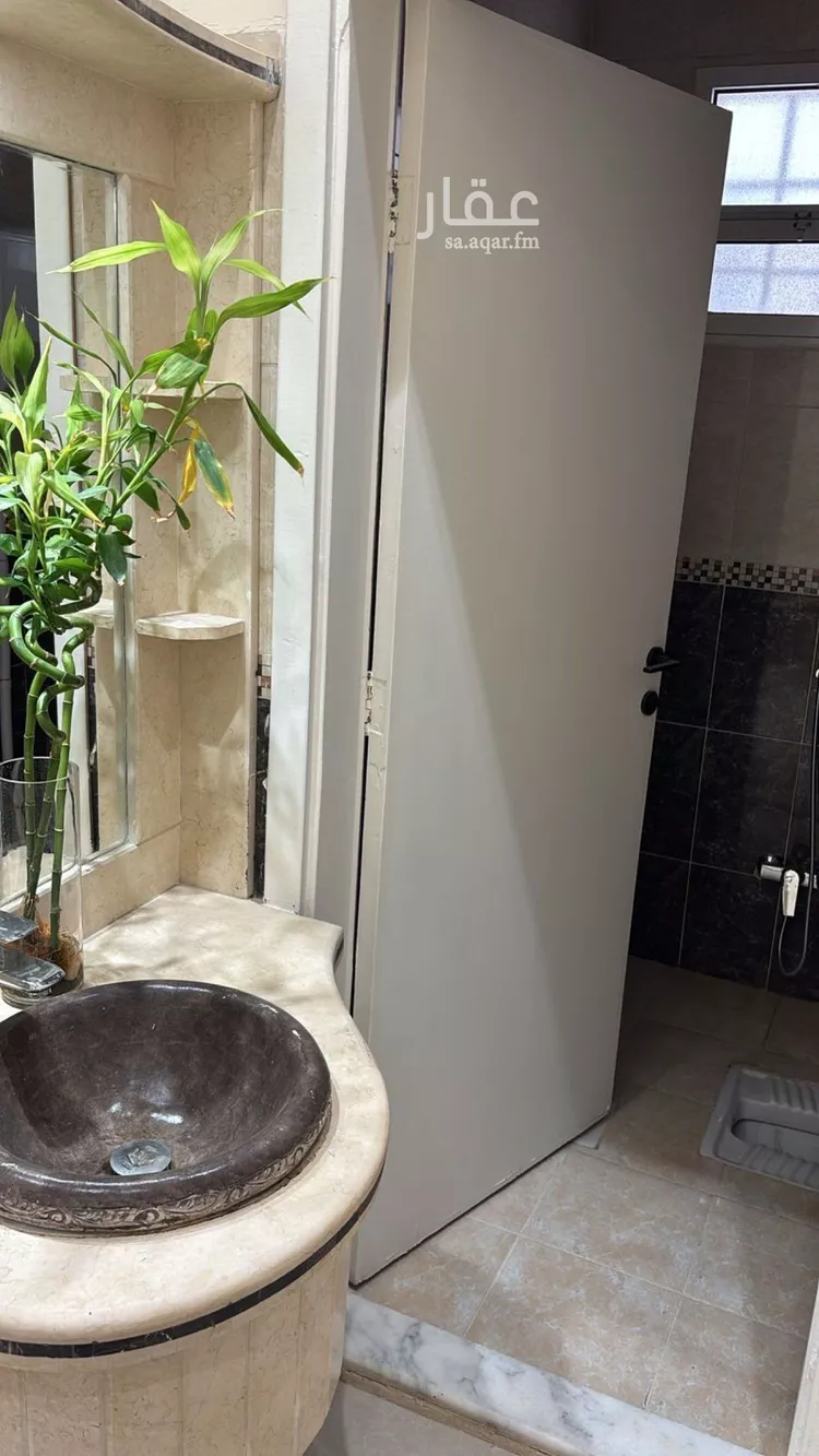 شقة للإيجار في شارع قلعة الفسطاط, حي إشبيلية, مدينة الرياض, منطقة الرياض