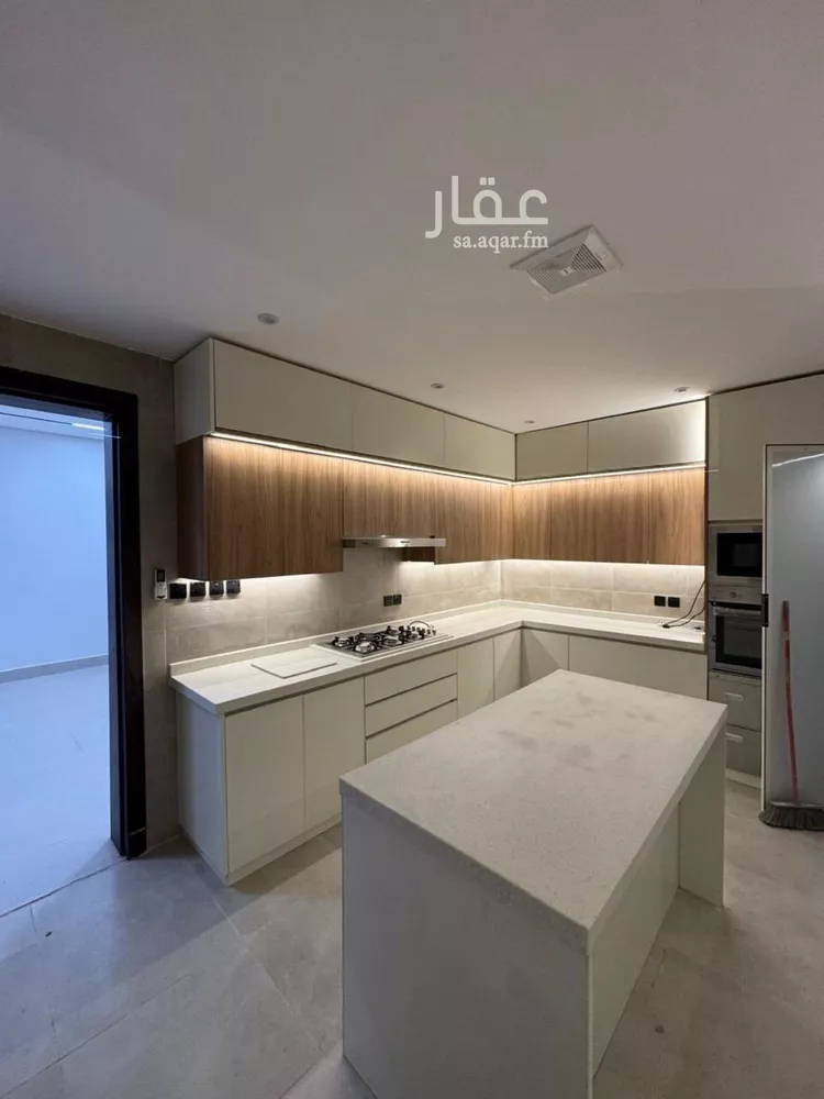 فيلا للبيع في شارع المشهد, حي اليرموك, مدينة الرياض, منطقة الرياض