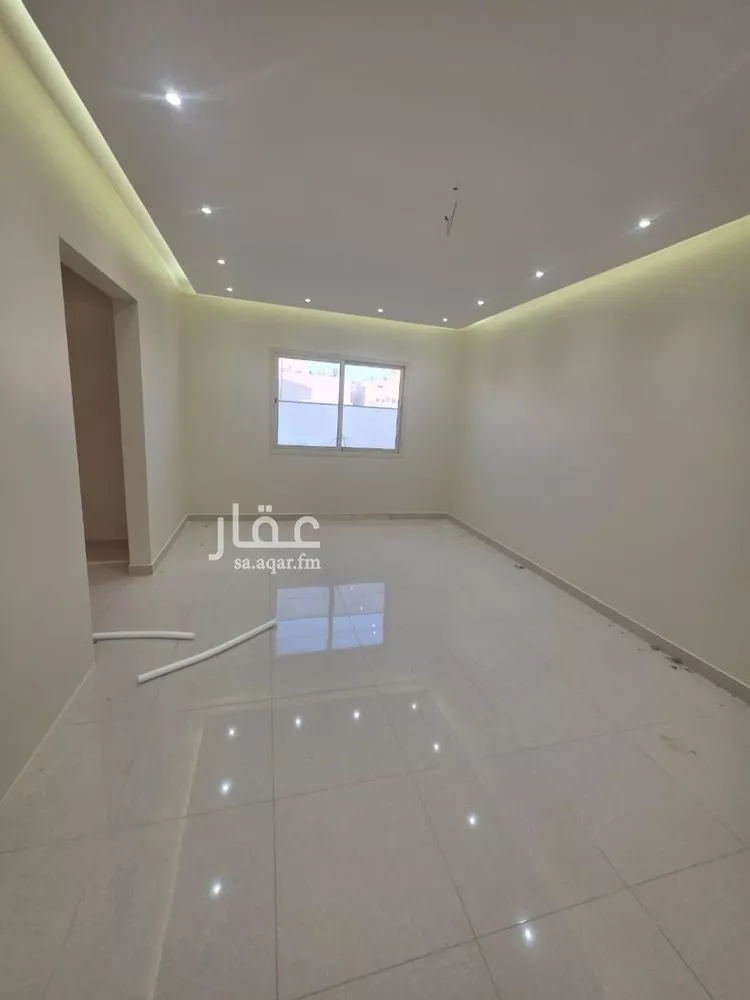 Floor for Rent in Riyadh At Taawon