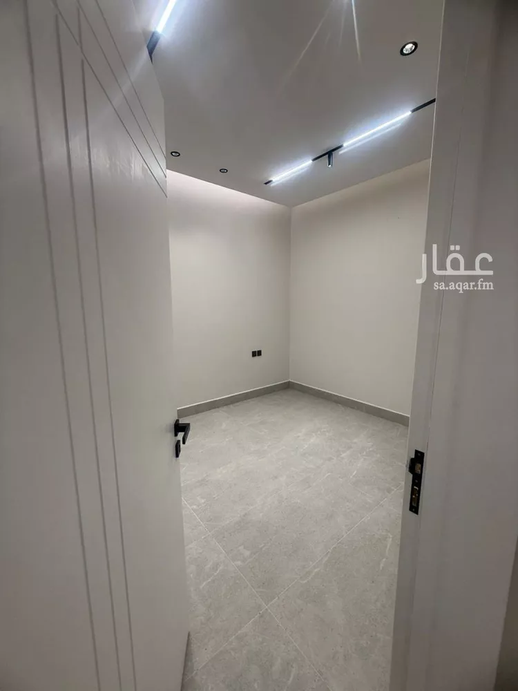 فيلا للبيع في شارع المشهد, حي اليرموك, مدينة الرياض, منطقة الرياض صورة 5