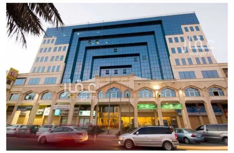 مكتب تجاري للإيجار في شارع طريق المطار, حي بنى حارثة, مدينة المدينة المنورة, منطقة المدينة المنورة