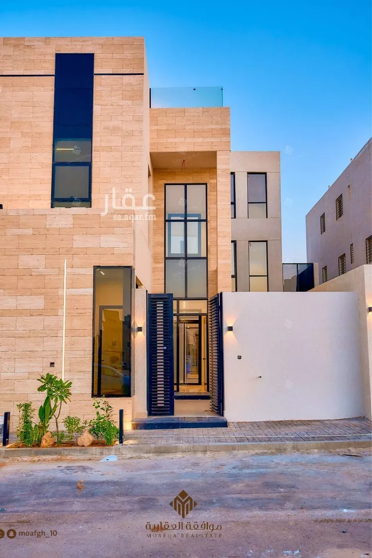 فيلا للبيع في شارع سعيد بن نافع, حي المهدية, مدينة الرياض, منطقة الرياض صورة 3