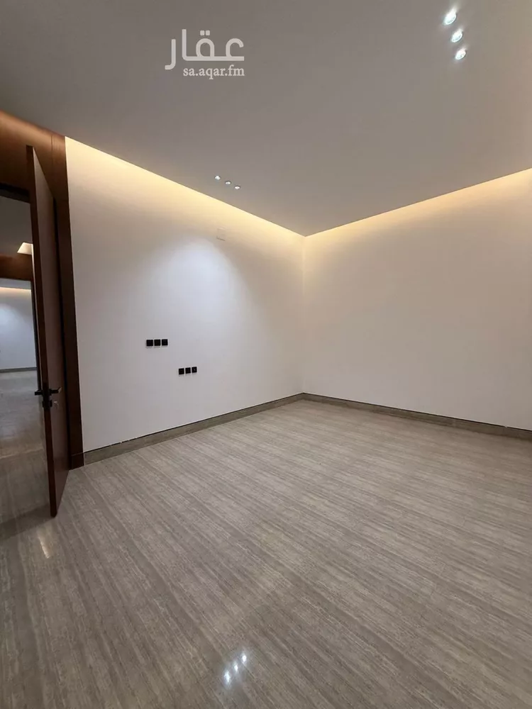 Villa for Sale in Riyadh Al Mahdiyah 12