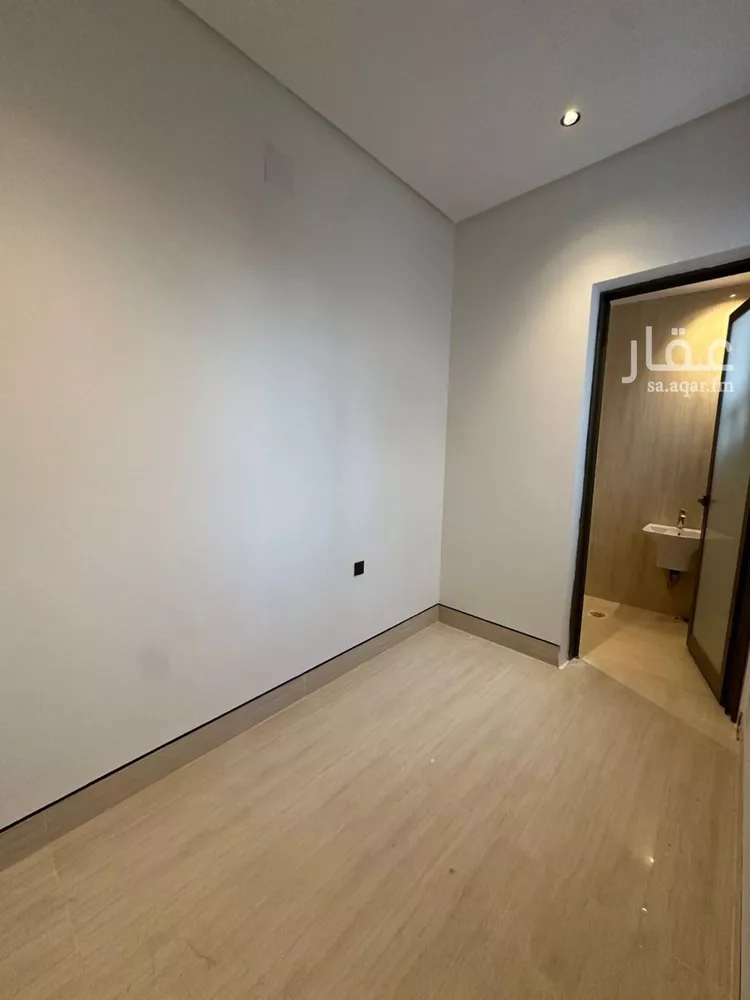 Villa for Sale in Riyadh Al Mahdiyah 10
