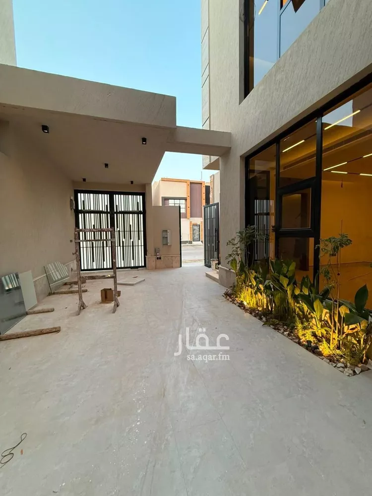 فيلا للبيع في شارع أبي الشيخ الأصبهاني, حي المهدية, مدينة الرياض, منطقة الرياض 10