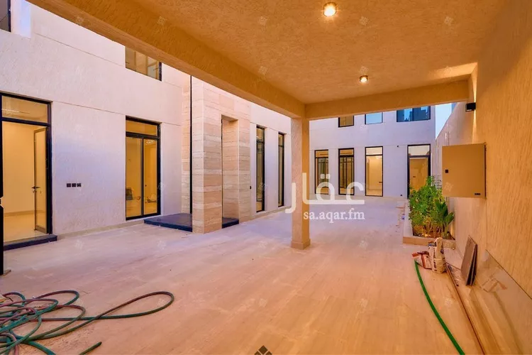 فيلا للبيع في شارع سعيد بن نافع, حي المهدية, مدينة الرياض, منطقة الرياض صورة 4
