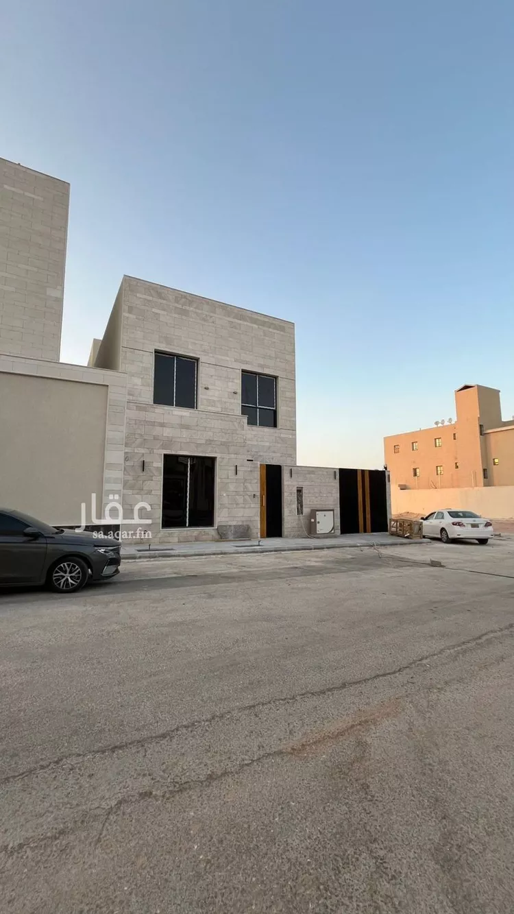 فيلا للبيع في شارع محمد بن أحمد الفاسي, حي المهدية, مدينة الرياض, منطقة الرياض صورة 5