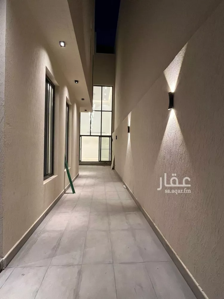 فيلا للبيع في شارع ابي الشيخ الاصبهاني, حي المهدية, مدينة الرياض, منطقة الرياض صورة 4