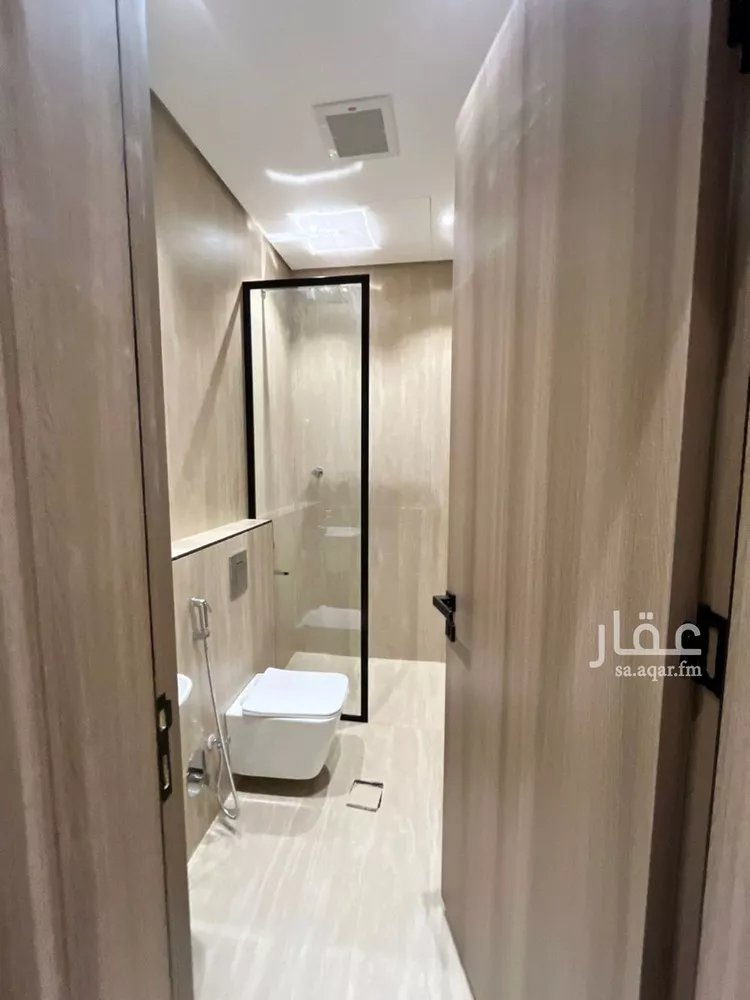 فيلا للبيع في شارع أبي الحسن الأسفرائيني, حي المهدية, مدينة الرياض, منطقة الرياض 7