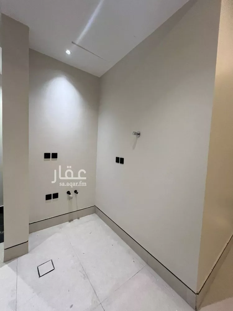 Villa for Sale in Riyadh Al Mahdiyah 14