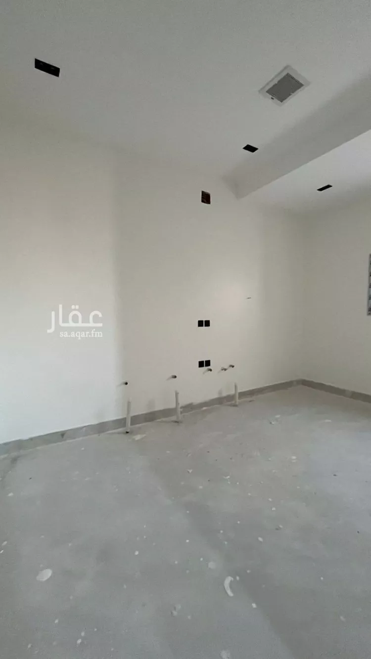 فيلا للبيع في شارع محمد بن أحمد الفاسي, حي المهدية, مدينة الرياض, منطقة الرياض صورة 4
