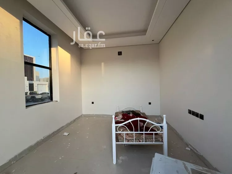 فيلا للبيع في شارع الكمال بن طلحة, حي المهدية, مدينة الرياض, منطقة الرياض صورة 5