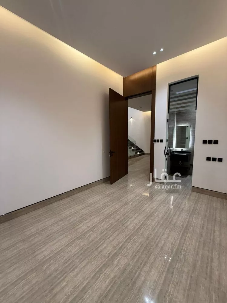 Villa for Sale in Riyadh Al Mahdiyah 15