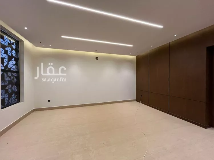 فيلا للبيع في شارع أحمد بن الحسن الأنصاري, حي المهدية, مدينة الرياض, منطقة الرياض 9